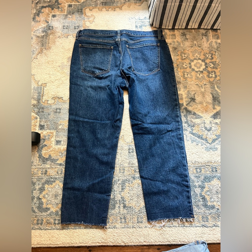 2 pairs women’s Old Navy jeans - Picture 8 of 10